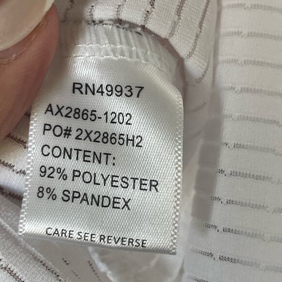 TAIL Opal Top Chalk White Short Sleeve Activewear Women’s Size Medium - Picture 8 of 9